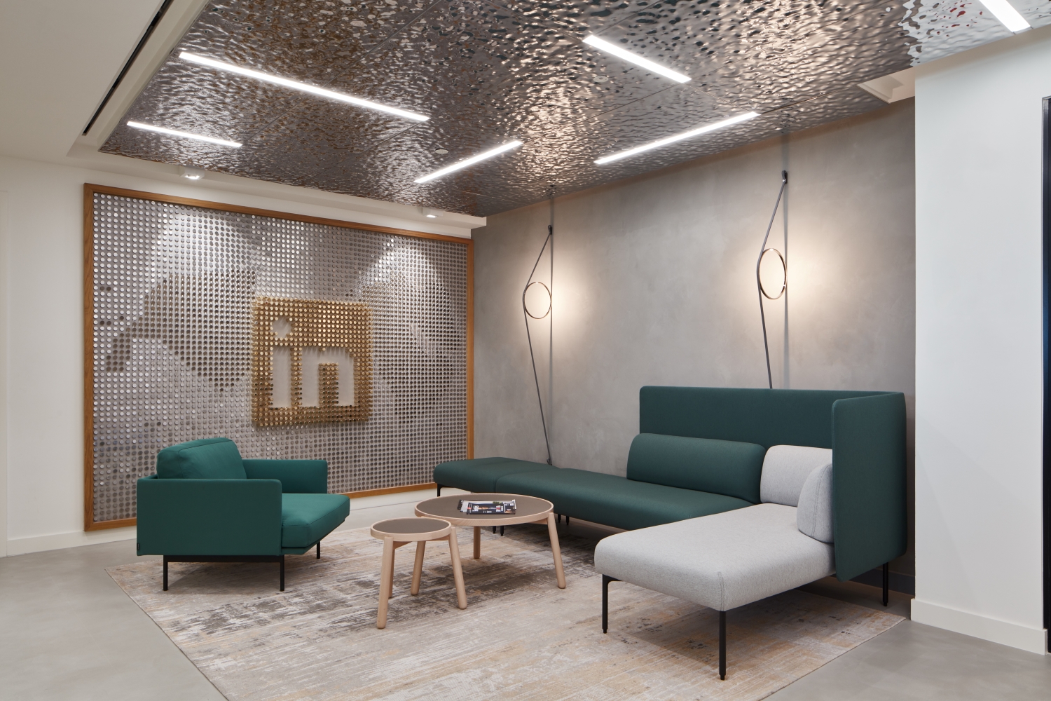 LinkedIn_Reception Lounge
