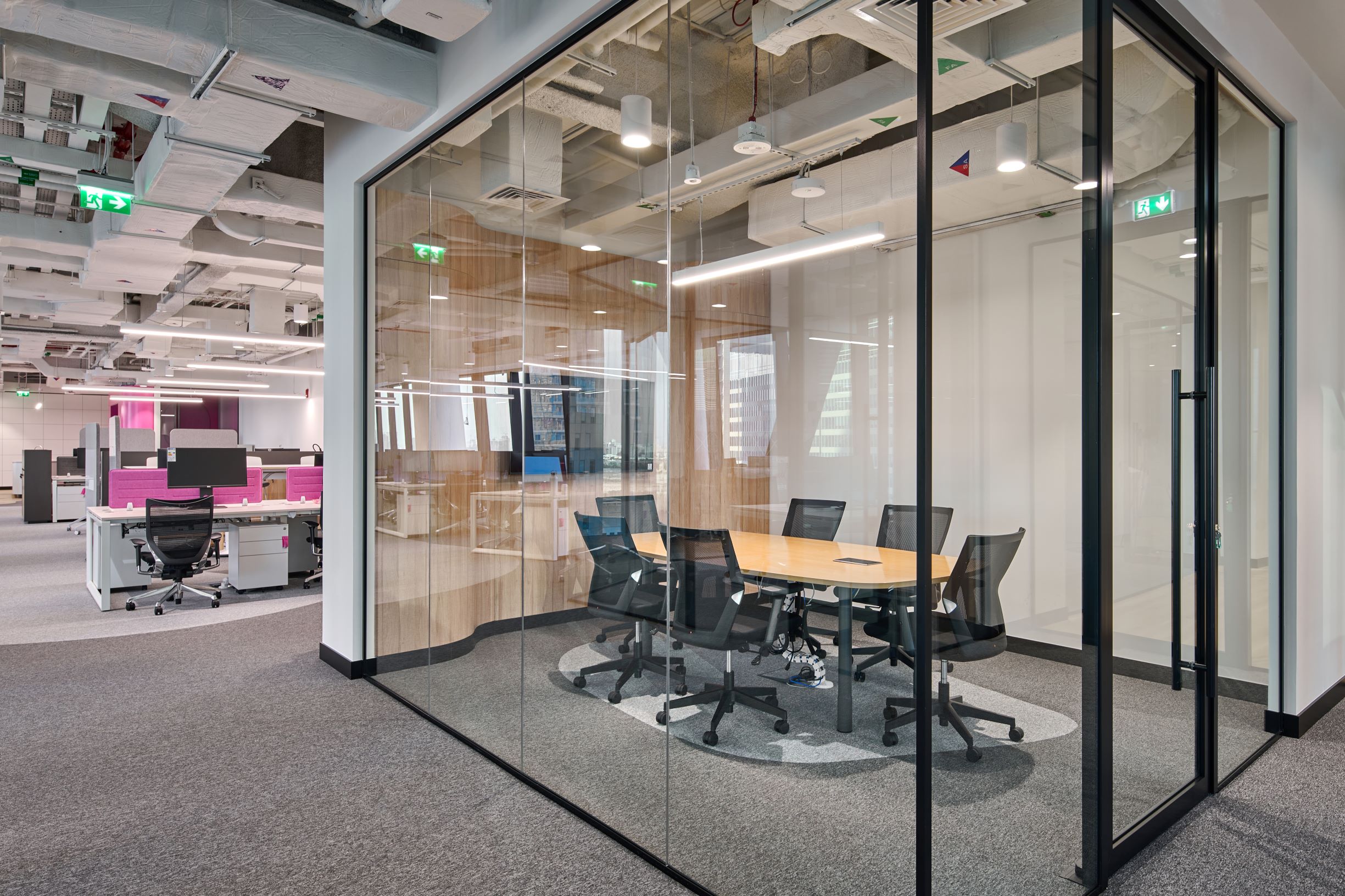 Finastra_meeting_room