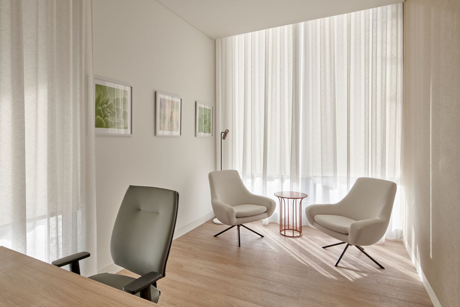 Aspris reception consult room