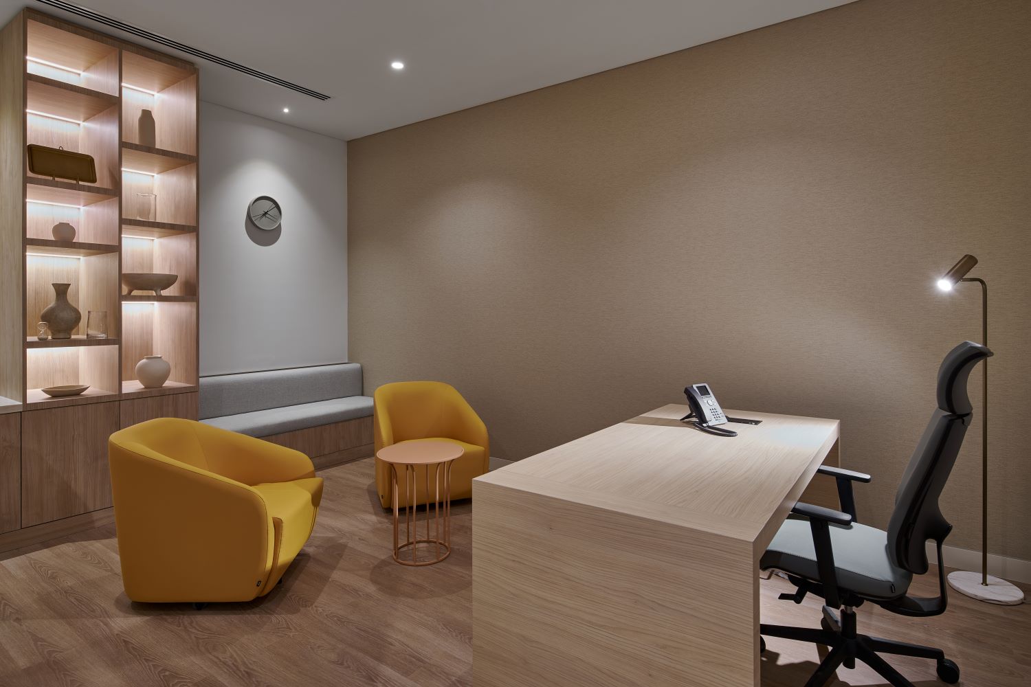 Aspris reception consult room